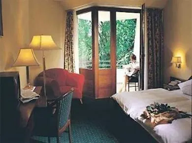 Nells Park 4*