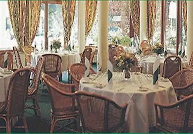 Nells Park 4* טרייר