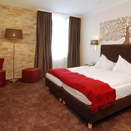 Nells Park Отель Трир