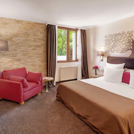 Nells Park Отель 4*