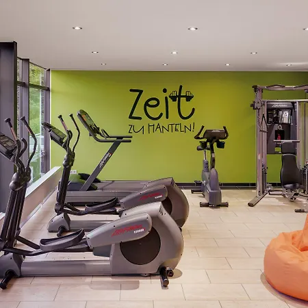 Nells Park Отель Трир