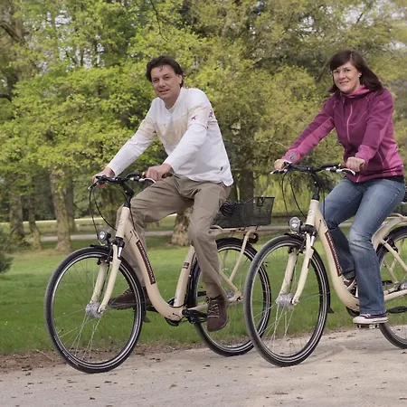 Отель Nells Park