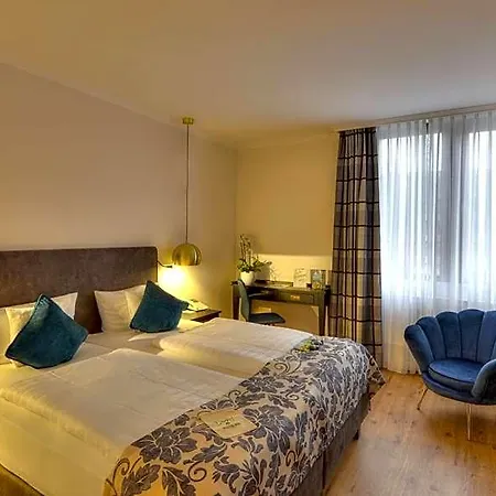Nells Park Hotell 4*