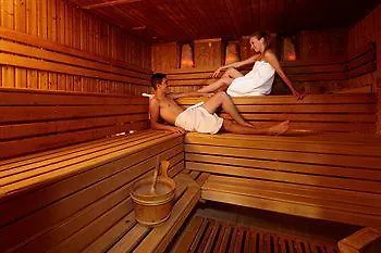 Nells Park Отель 4*