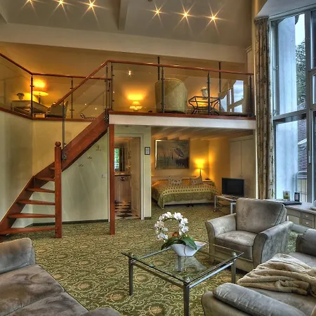 Hotell Nells Park 4*