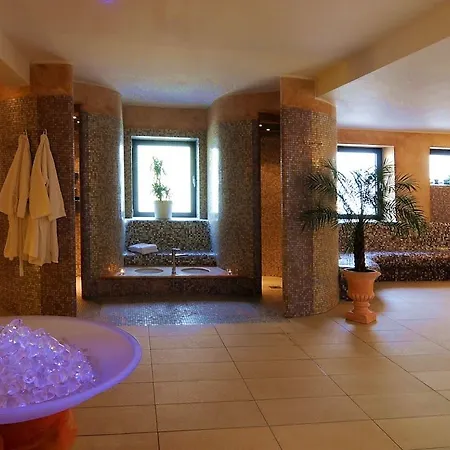 Hotell Nells Park 4*