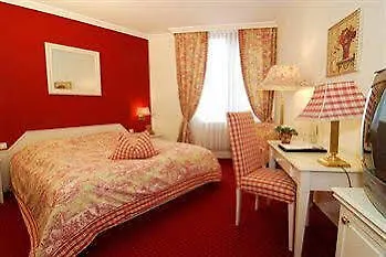 Hotell Nells Park 4*